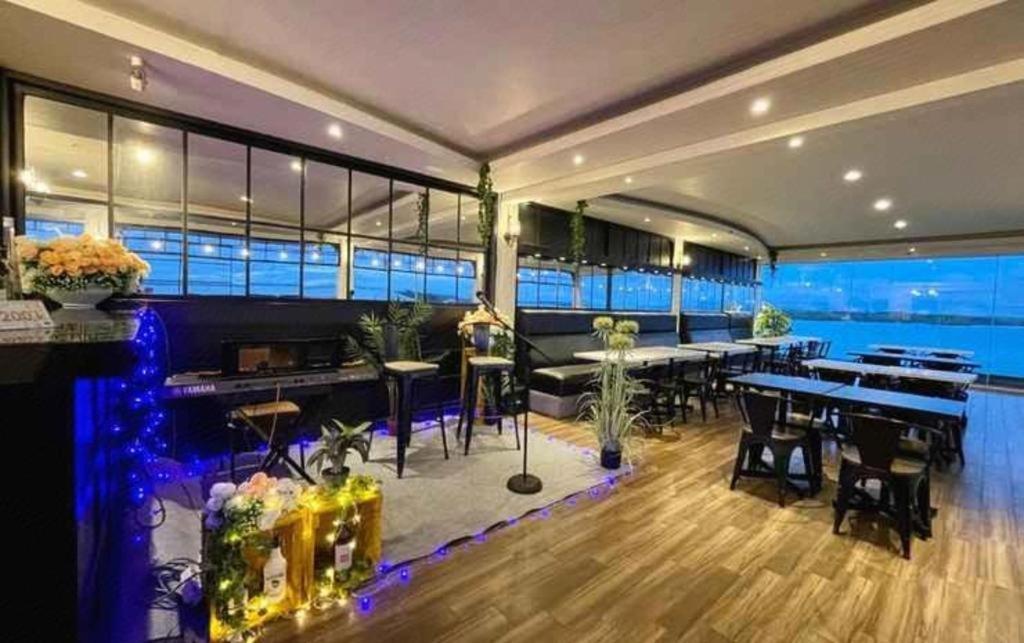 Grand Vilia Hotel Langgur Exterior photo