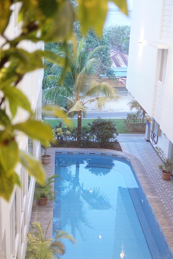 Grand Vilia Hotel Langgur Exterior photo
